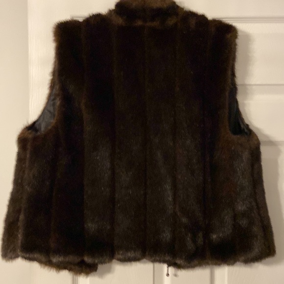 Faux Mink Preston & York Vest size L excellent condition long 24” bust 38” - Picture 4 of 8